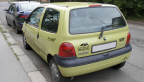 Samolepka Renault Twingo karikatura levá