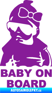 Samolepka Baby on board 001 levá s textem miminko s brýlemi a s mašlí fialová
