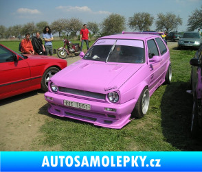 Samolepka Volkswagen Golf 2 - přední fialová