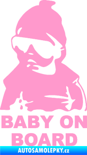 Samolepka Baby on board 002 levá s textem miminko s brýlemi světle růžová