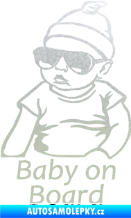 Samolepka Baby on board 003 levá s textem miminko s brýlemi pískované sklo