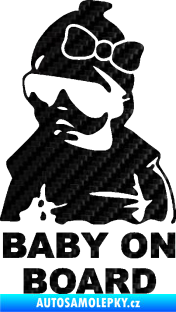 Samolepka Baby on board 001 levá s textem miminko s brýlemi a s mašlí 3D karbon černý