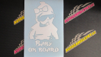 Samolepka Baby on board 001 pravá s textem miminko s brýlemi a s mašlí