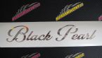 Samolepka Black pearl nápis