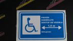 Samolepka Vozíčkář v autě 002 invalida