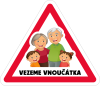 Barevná rodina v autě 009 vezeme vnoučátka