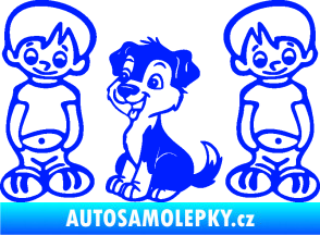 Samolepka Dítě v autě 103 levá dva kluci a pes modrá dynamic