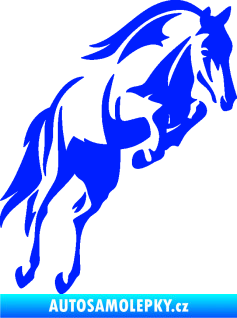 Samolepka Kůň 099 pravá ve skoku na zadních modrá dynamic