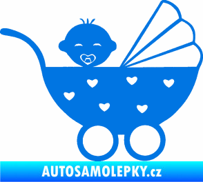 Samolepka Dítě v autě 070 pravá kočárek s miminkem modrá oceán