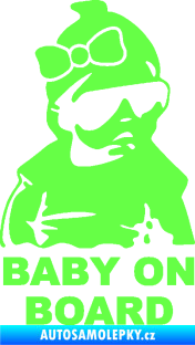 Samolepka Baby on board 001 pravá s textem miminko s brýlemi a s mašlí Fluorescentní zelená