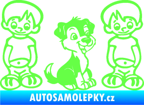 Samolepka Dítě v autě 103 pravá dva kluci a pes Fluorescentní zelená