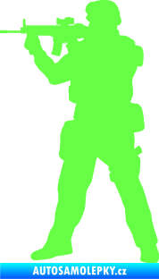 Samolepka Voják 006 levá Fluorescentní zelená
