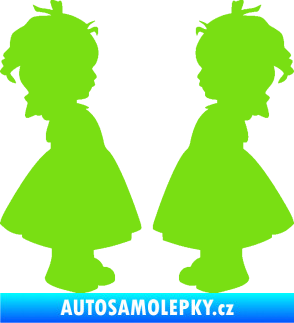 Samolepka Dítě v autě 072 dvě holčičky sourozenci zelená kawasaki