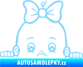 Samolepka Dítě v autě 046 pravá holčička s mašličkou světle modrá