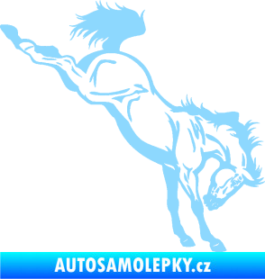 Samolepka Kůň 052 pravá vykopává zadní nohy světle modrá