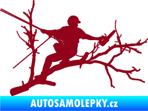 Samolepka Dřevorubec 006 pravá prořezání ve výškách bordó vínová