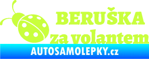 Samolepka Beruška za volantem limetová