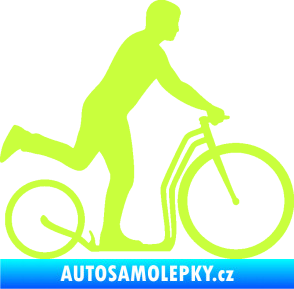 Samolepka Koloběžka 001 pravá jízda  limetová