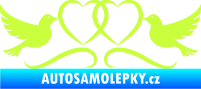 Samolepka Novomanželé 002 holubičky se srdíčky limetová