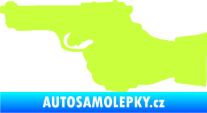 Samolepka Ruka s pistolí 001 levá ruce vzhůru limetová