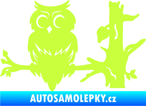 Samolepka Sova 005 levá na větvi limetová