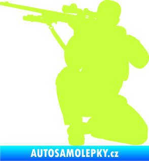 Samolepka Voják 010 levá sniper limetová