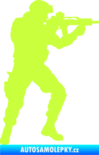Samolepka Voják 011 pravá  limetová