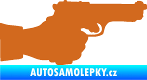 Samolepka Ruka s pistolí 001 pravá ruce vzhůru oříšková