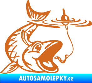 Samolepka Ryba s návnadou 004 pravá oříšková