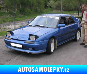 Samolepka Mazda 323 mrkačka - přední růžová