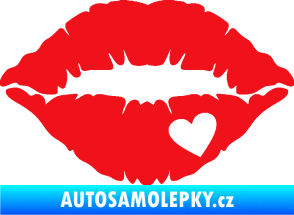 Samolepka Pusa 004 se srdíčkem pravá červená