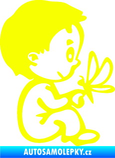 Samolepka Dítě v autě 044 pravá kluk s motýlem Fluorescentní žlutá