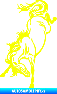 Samolepka Kůň 053 levá výkop zadníma nohama Fluorescentní žlutá