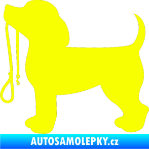Samolepka Pes 063 levá štěnátko s vodítkem Fluorescentní žlutá