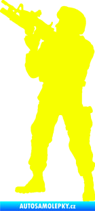 Samolepka Voják 004 levá Fluorescentní žlutá