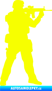 Samolepka Voják 006 pravá Fluorescentní žlutá
