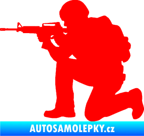 Samolepka Voják 007 levá Fluorescentní červená