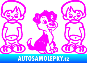 Samolepka Dítě v autě 103 pravá dva kluci a pes Fluorescentní růžová