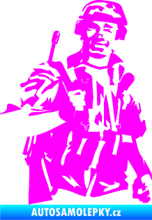 Samolepka Voják 014 pravá Fluorescentní růžová