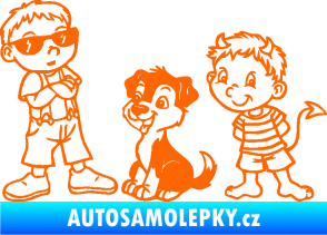Samolepka Dítě v autě 104 levá dva kluci a pes Fluorescentní oranžová