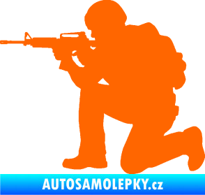 Samolepka Voják 007 levá Fluorescentní oranžová