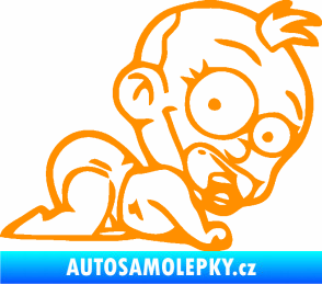 Samolepka Dítě v autě 067 pravá lezoucí miminko oranžová