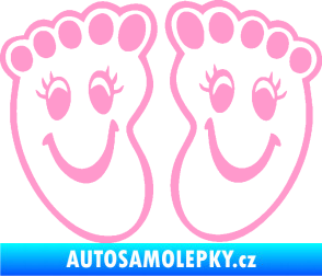 Samolepka Dítě v autě 060 veselé nožičky světle růžová