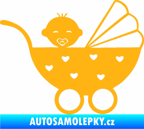 Samolepka Dítě v autě 070 pravá kočárek s miminkem světle oranžová