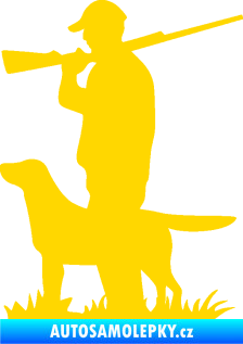 Samolepka Myslivec 005 levá se psem na lovu jasně žlutá