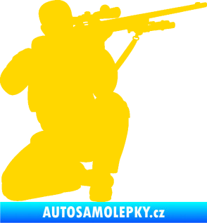 Samolepka Voják 010 pravá sniper jasně žlutá