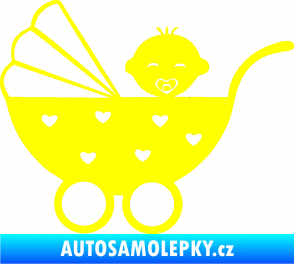 Samolepka Dítě v autě 070 levá kočárek s miminkem žlutá citron
