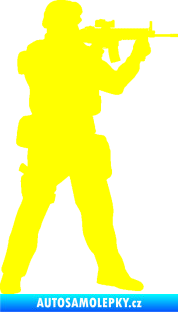 Samolepka Voják 006 pravá žlutá citron