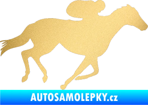 Samolepka Kůň 027 pravá závodí s jezdcem zlatá metalíza