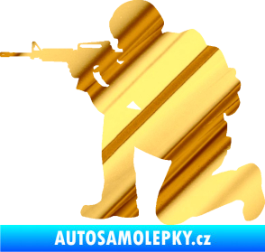 Samolepka Voják 007 levá chrom fólie zlatá zrcadlová